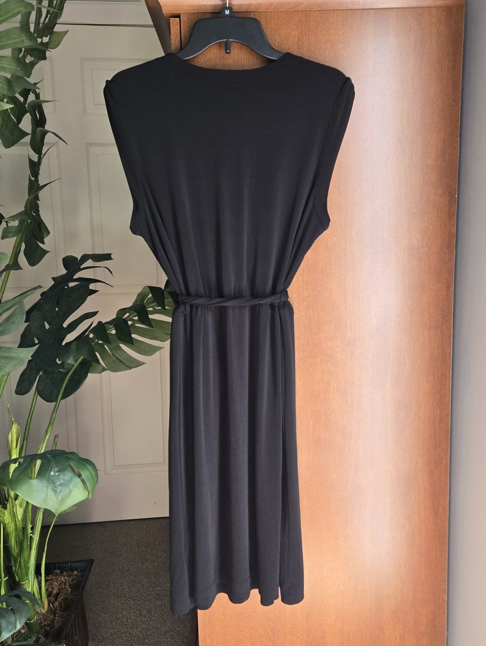 Banana Republic Black Sleeveless Wrap Dress with Tie Waist - Picture 2 of 7